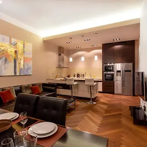 Address Deluxe Downtown Appartement