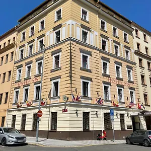 https://gallery-sis.praguehotelsweb.com
