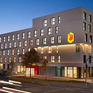 hotellátogatás