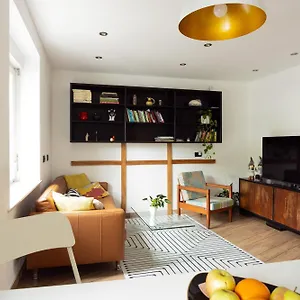 Appartamento Large Two Bedroom Family App - Free Parking, Lubiana