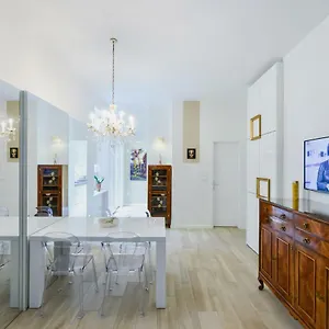  Apartment Slovenian Art Story